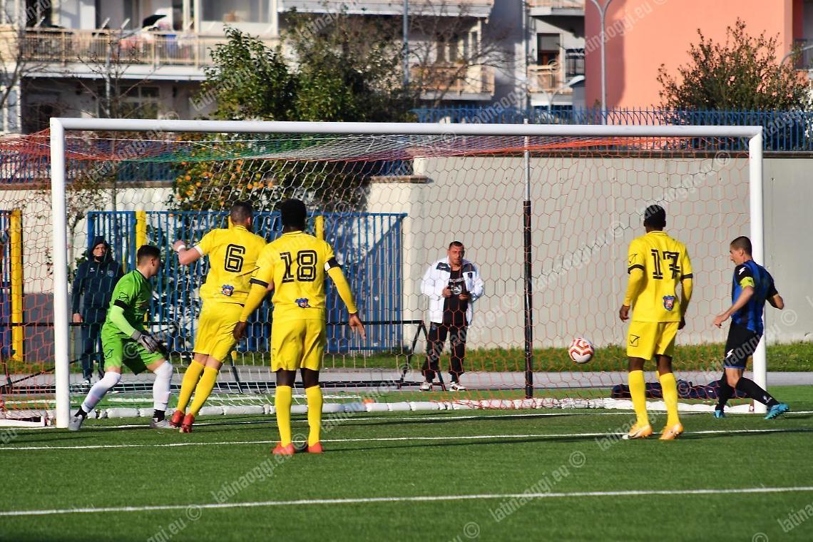 Il Latina non si ferma più, terza vittoria consecutiva a Giugliano