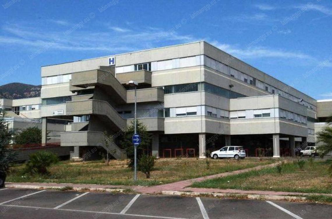 L'ospedale "Alfredo Fiorini" di Terracina.