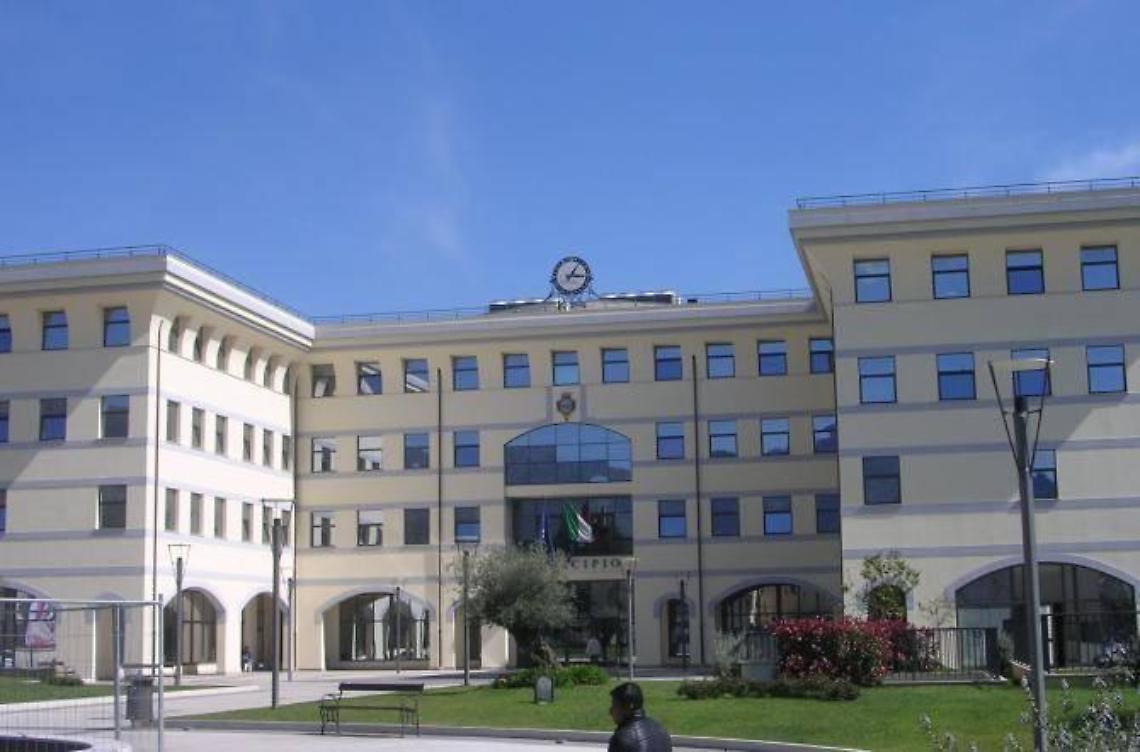 Il palazzo comunale di Fondi