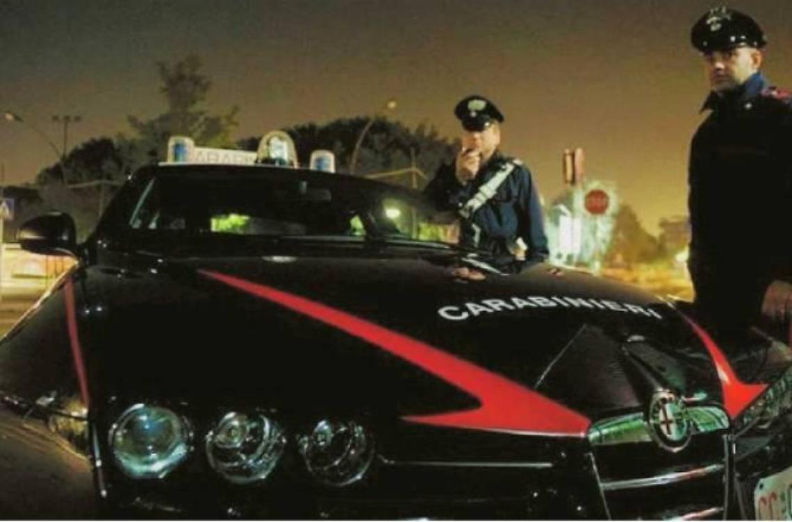 Spaccia in casa a 75 anni,  arrestato