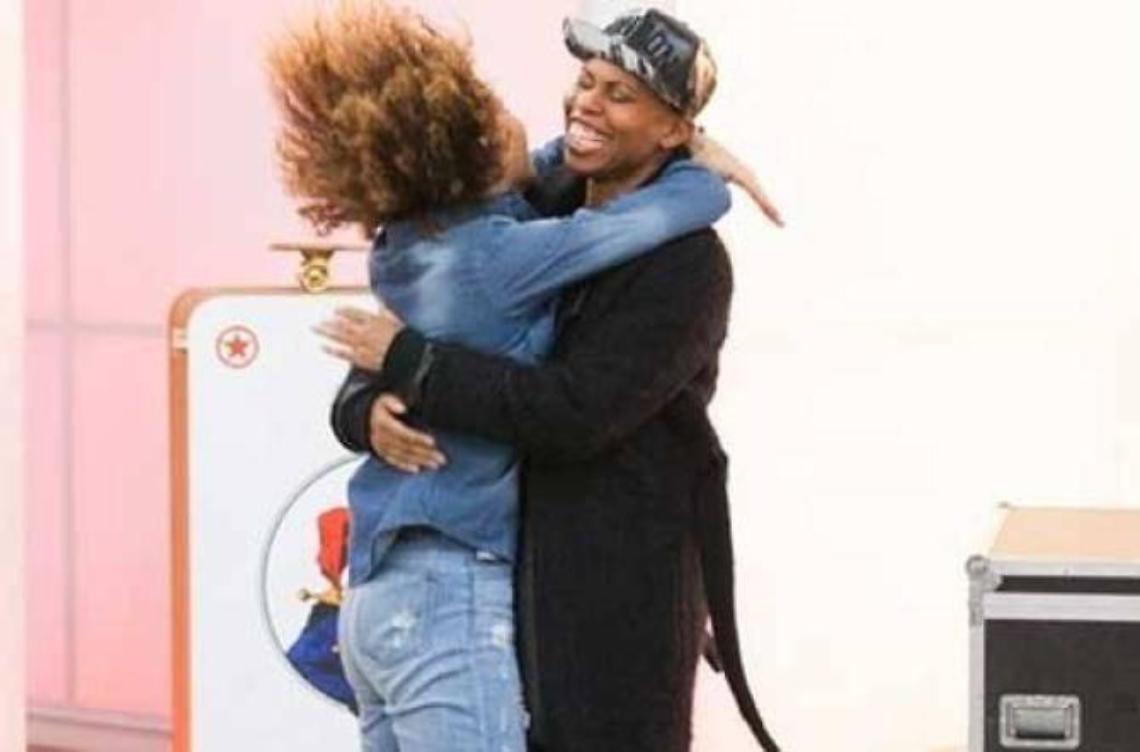 (VIDEO) X-Factor 9 verso la finalissima. Enrica Tara si gioca tutto con l'inedito e "Stay" di Rihanna