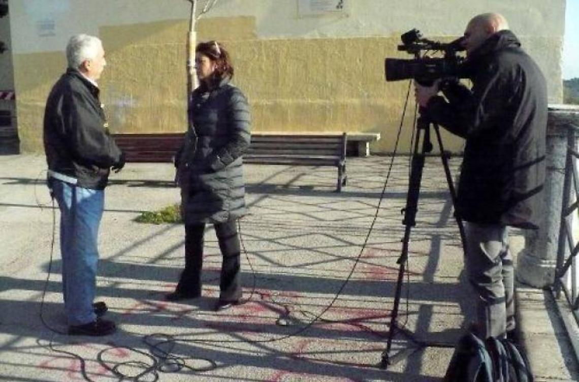 Le telecamere di Sky Tg 24 si interessano all'ecomostro setino