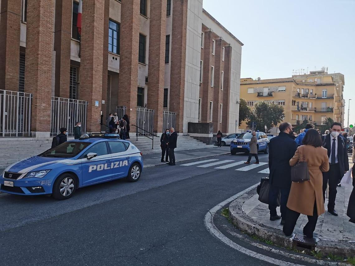 Latina,  udienze in Tribunale ancora ferme e ingresso chiuso