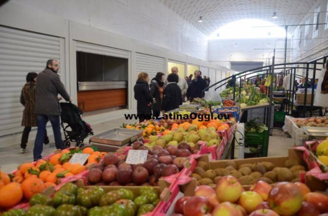 Arriva la stangata canoni per gli operatori del mercato annonario