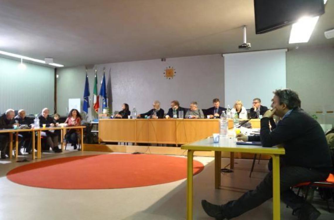 Streaming vietato in Consiglio, è polemica