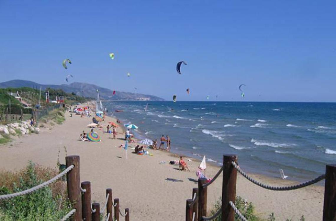Bando spiagge, via libera alle concessioni