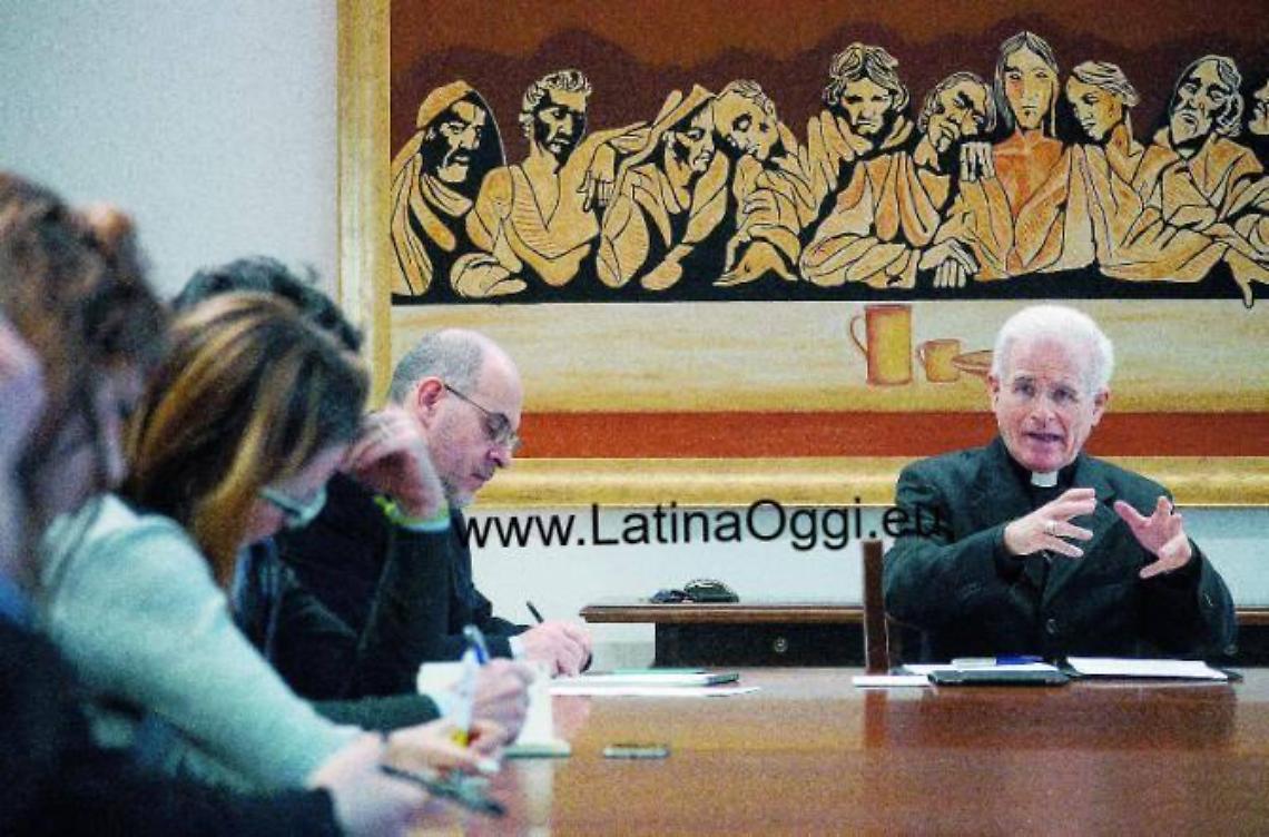 Il Vescovo Crociata ai giornalisti: 