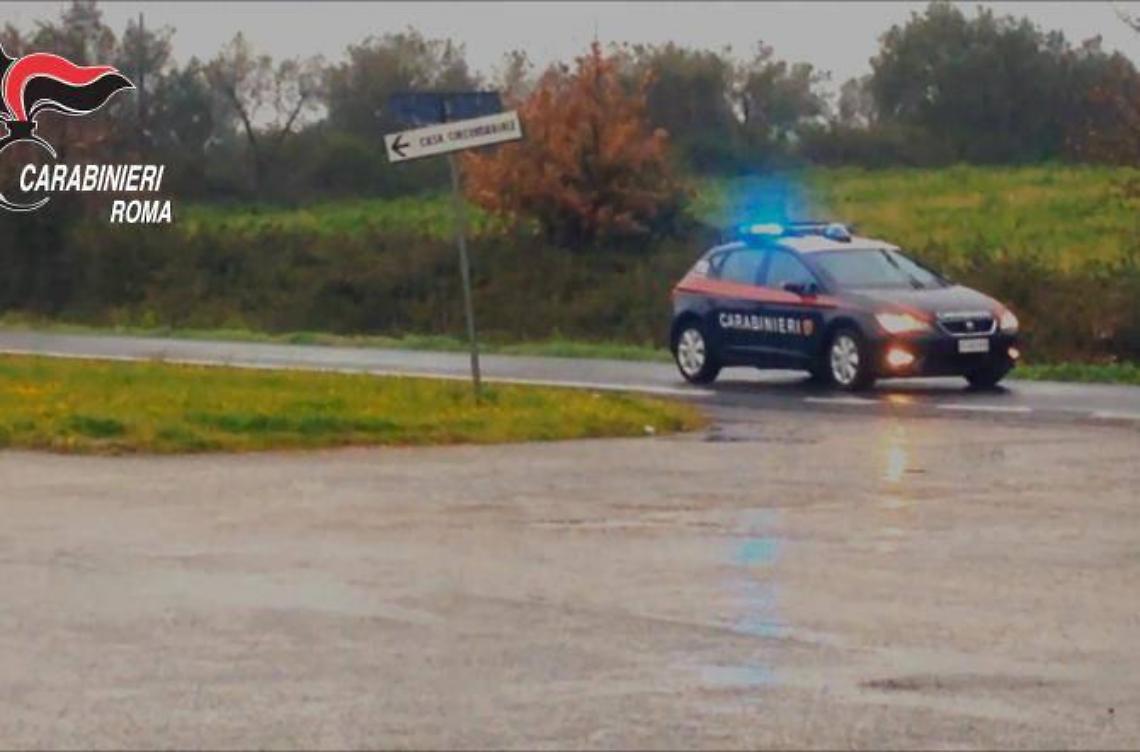 L'intercettazione di un detenuto: "Siamo in cella e tutti e tre al telefono"