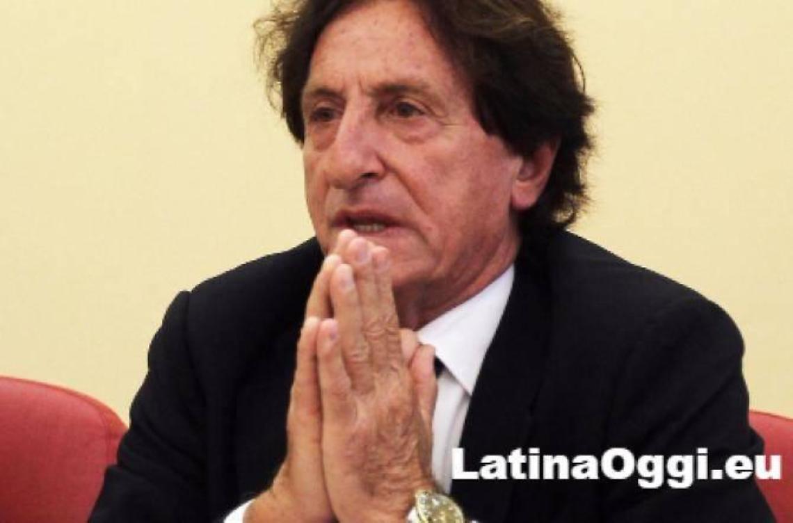 Quattordici firme azzerano Zottola