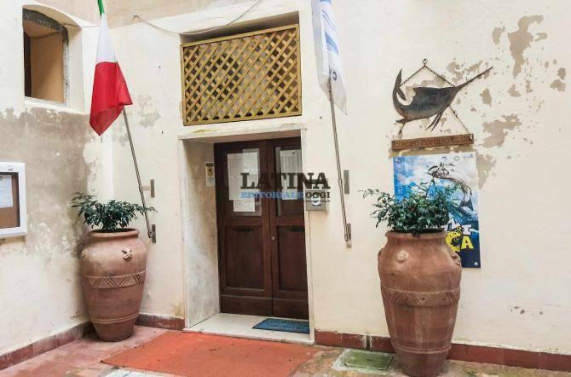 Sfratto per il Fishing Club, scatta la diffida