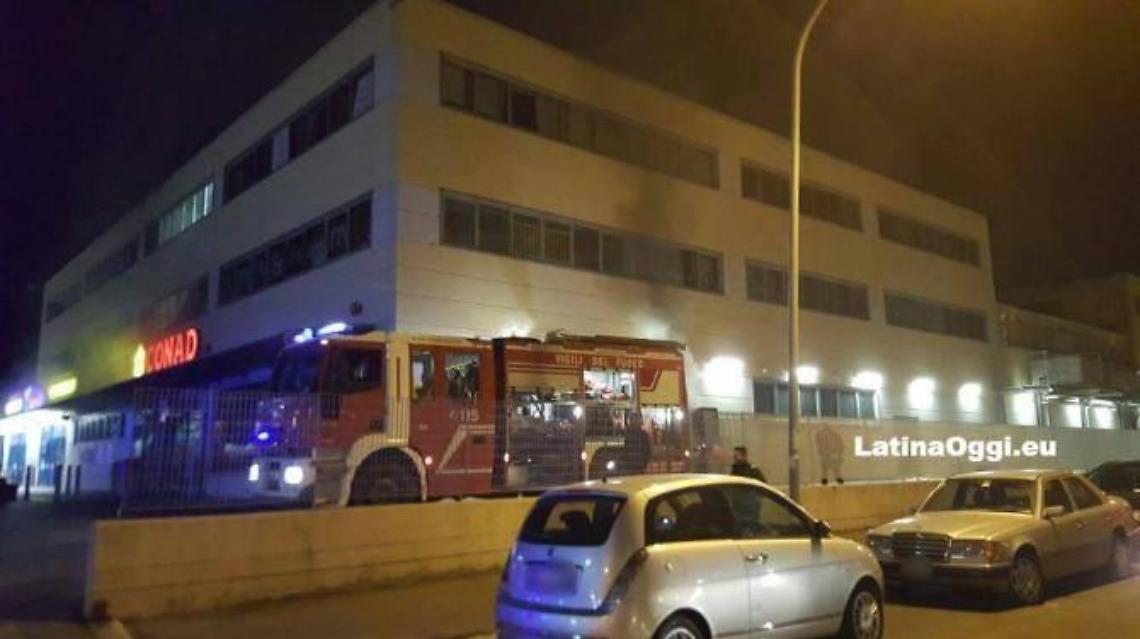 Conad devastato dalle fiamme. Ecco la causa scatenante