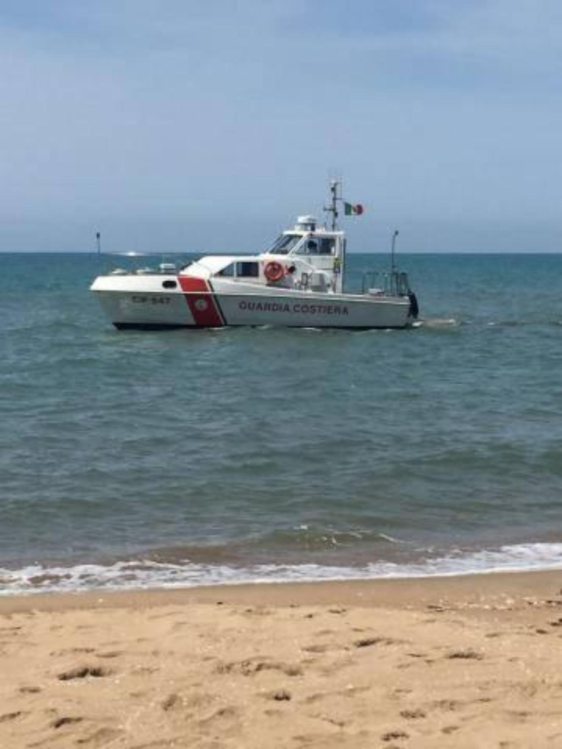 Sbancamento sospetto sulla spiaggia di Levante , il sopralluogo della capitaneria