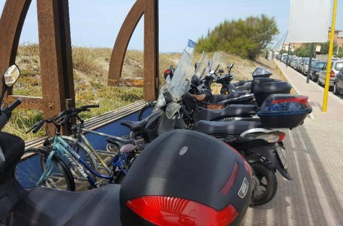 Lungomare senza regole la nuova segnalazione dalla App di Latina Oggi