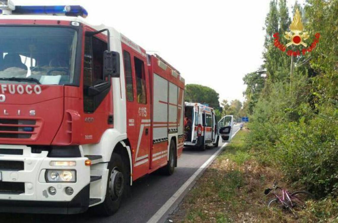 Investito sulla bici da un'auto pirata