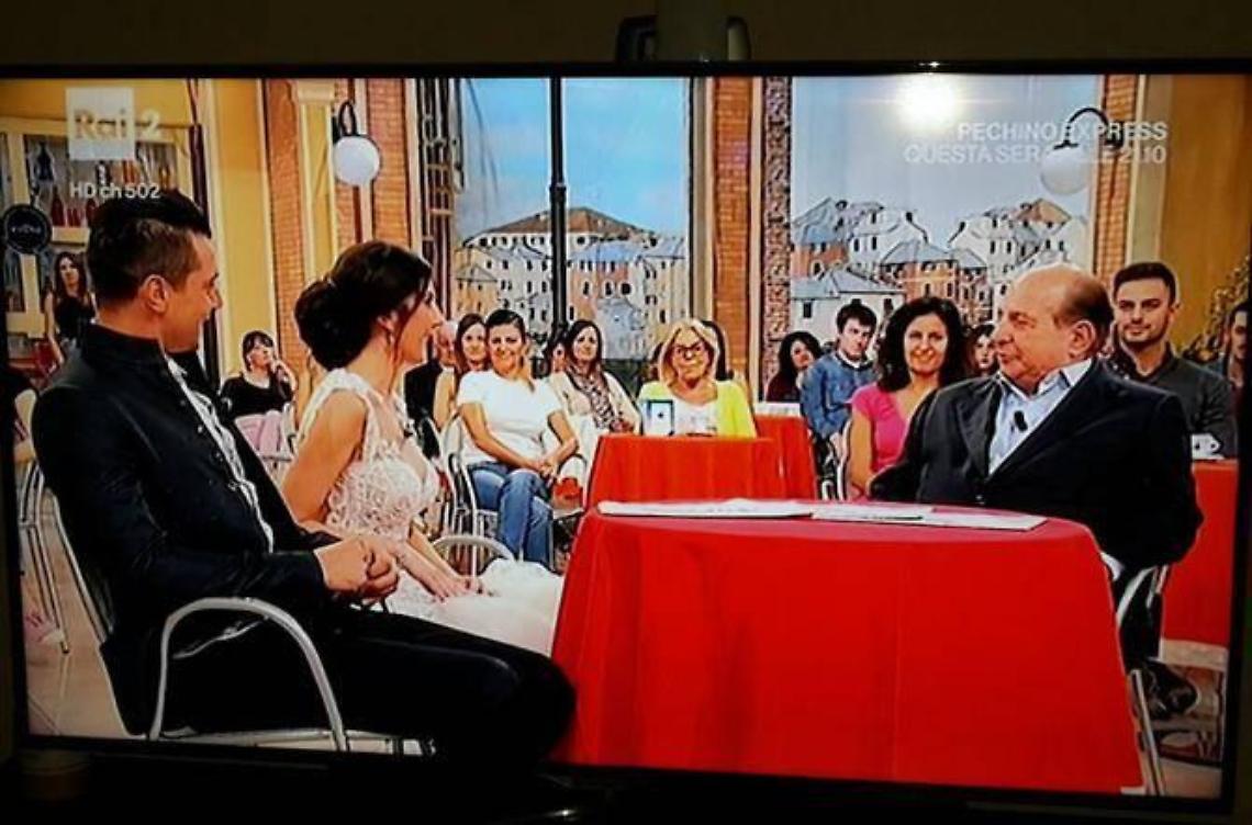 La sposina bloccata sulla Pontina fa ancora parlare. Greta e Walter ospiti di Magalli a "I Fatti Vostri"