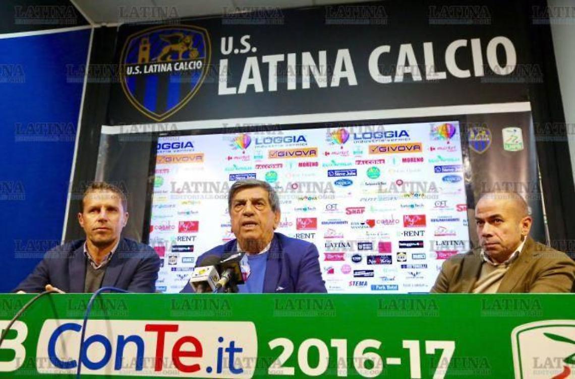 Latina: "Fiducia incondizionata a mister Vivarini"