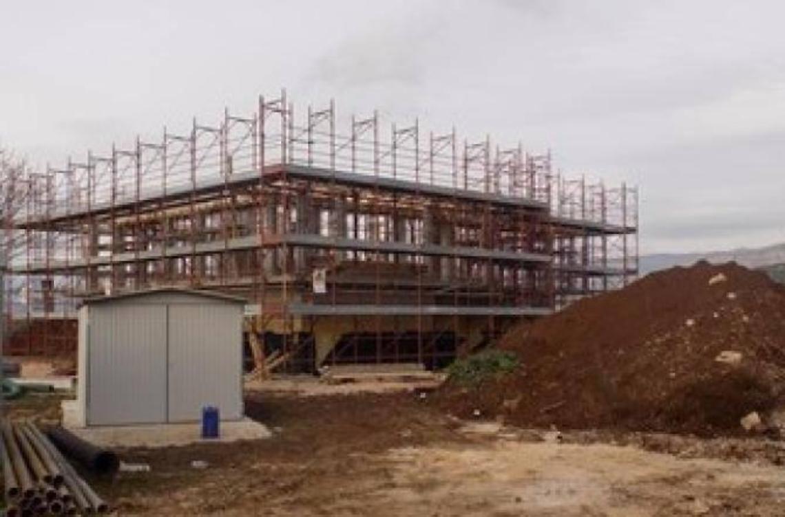 Abusivismo edilizio in zona Frasso: sequestrato un lotto di terreno