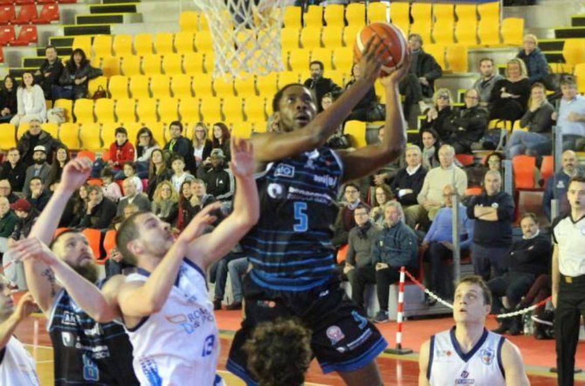 Benacquista sconfitta nella Capitale. Roma vince 80-71