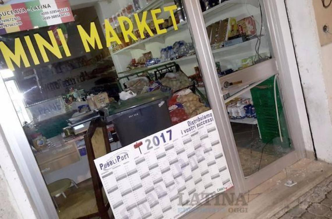 Scassinatore solitario messo in fuga dai residenti