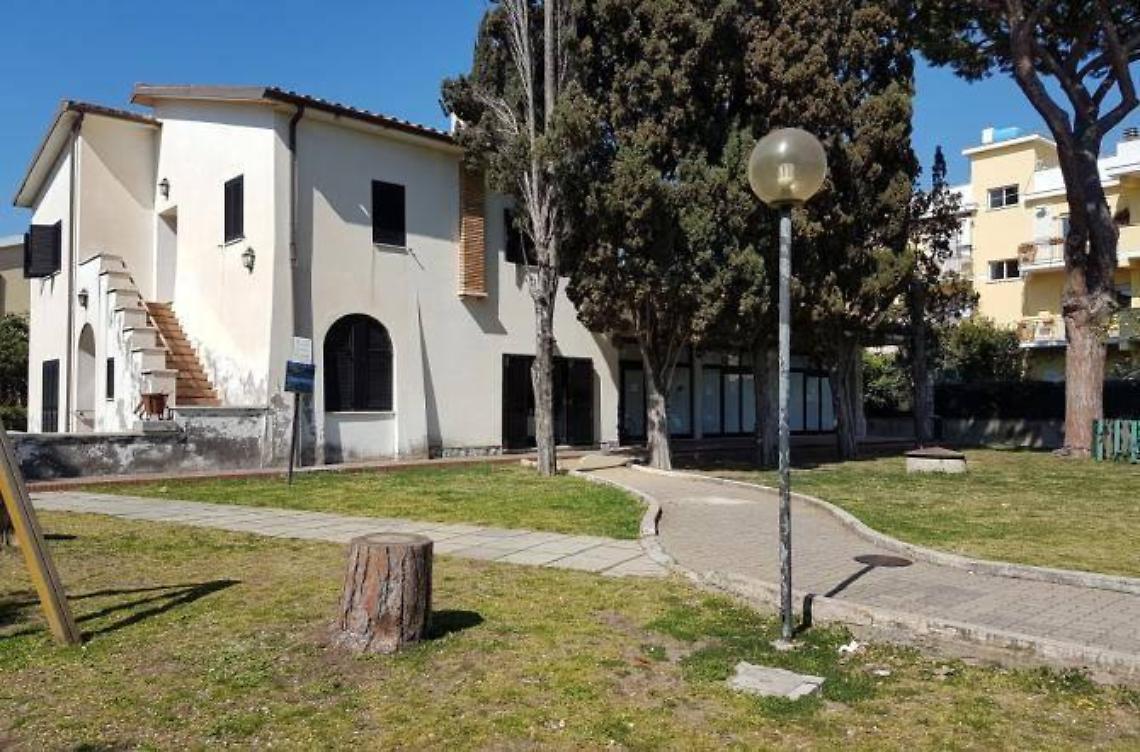 C'è la gran Fondo di New York, anziani "sfrattati" dal centro di villa Tomassini