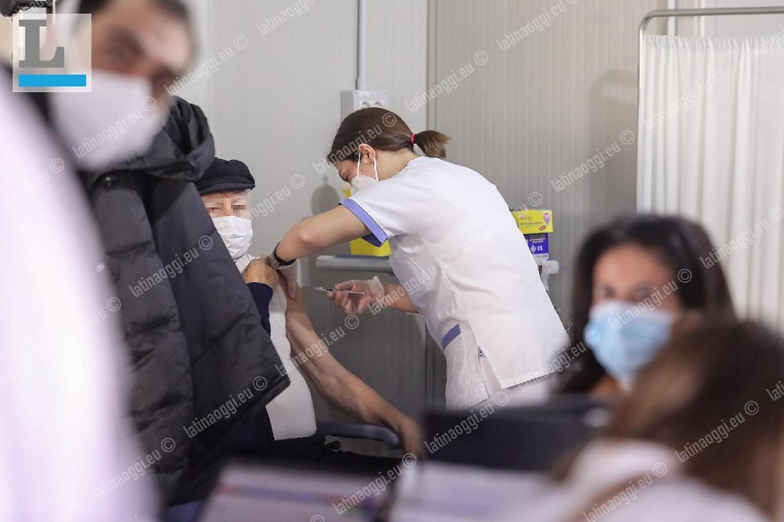 Coronavirus, superati i due milioni di vaccini nel Lazio