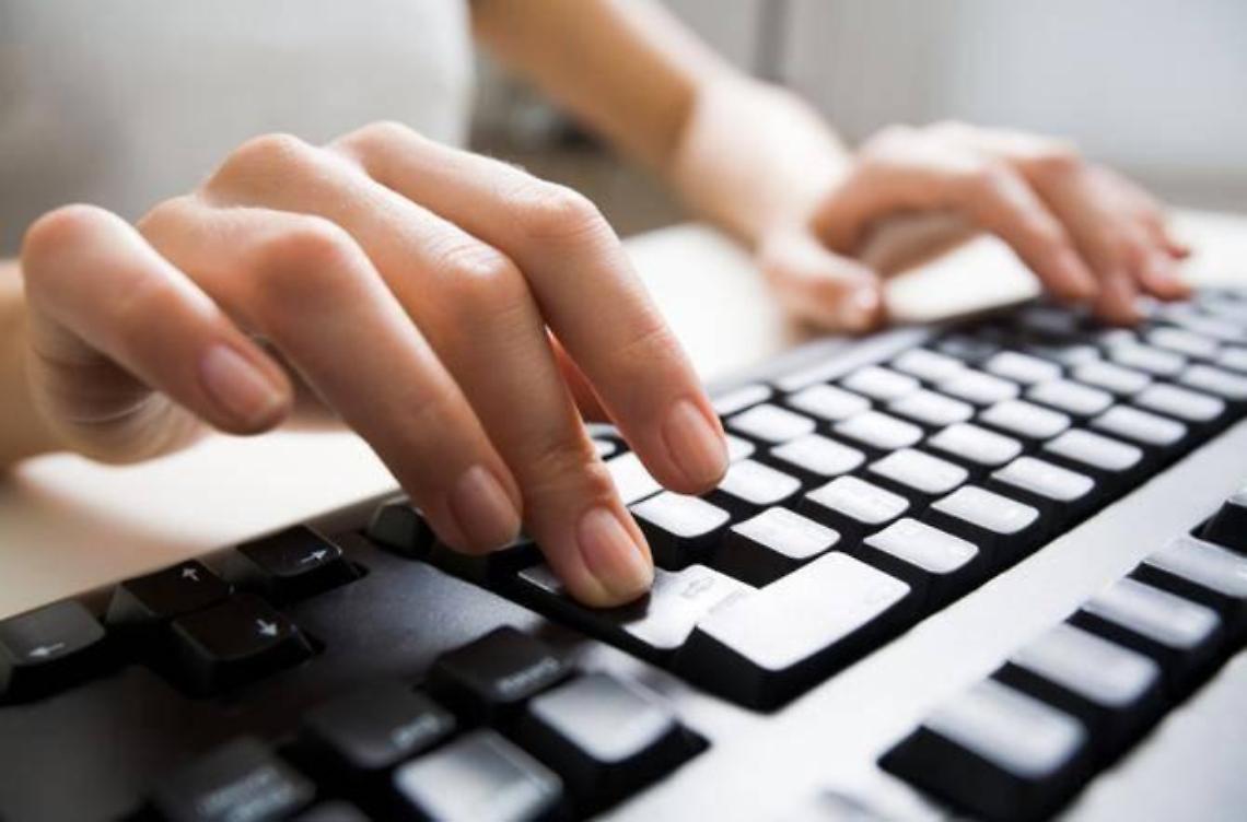 Stelle e tarocchi, la diffamazione via web  finisce in Tribunale