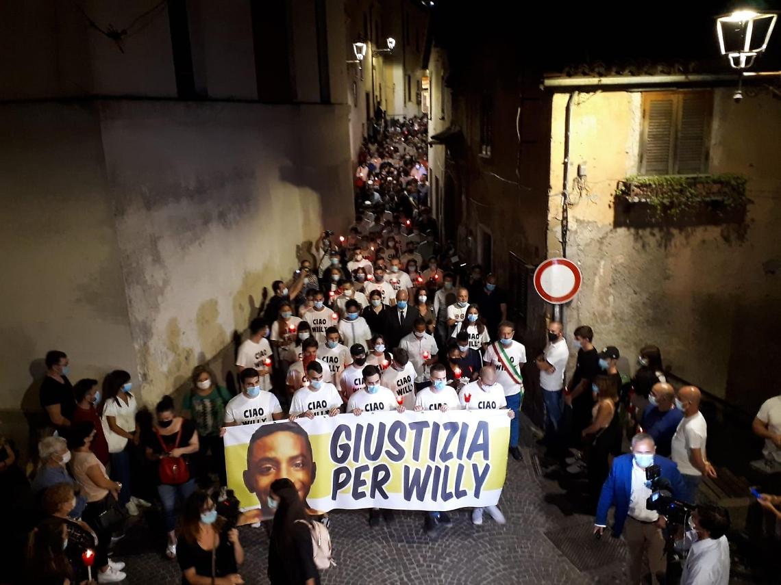 Omicidio Willy, Belleggia: «I testimoni hanno mentito»