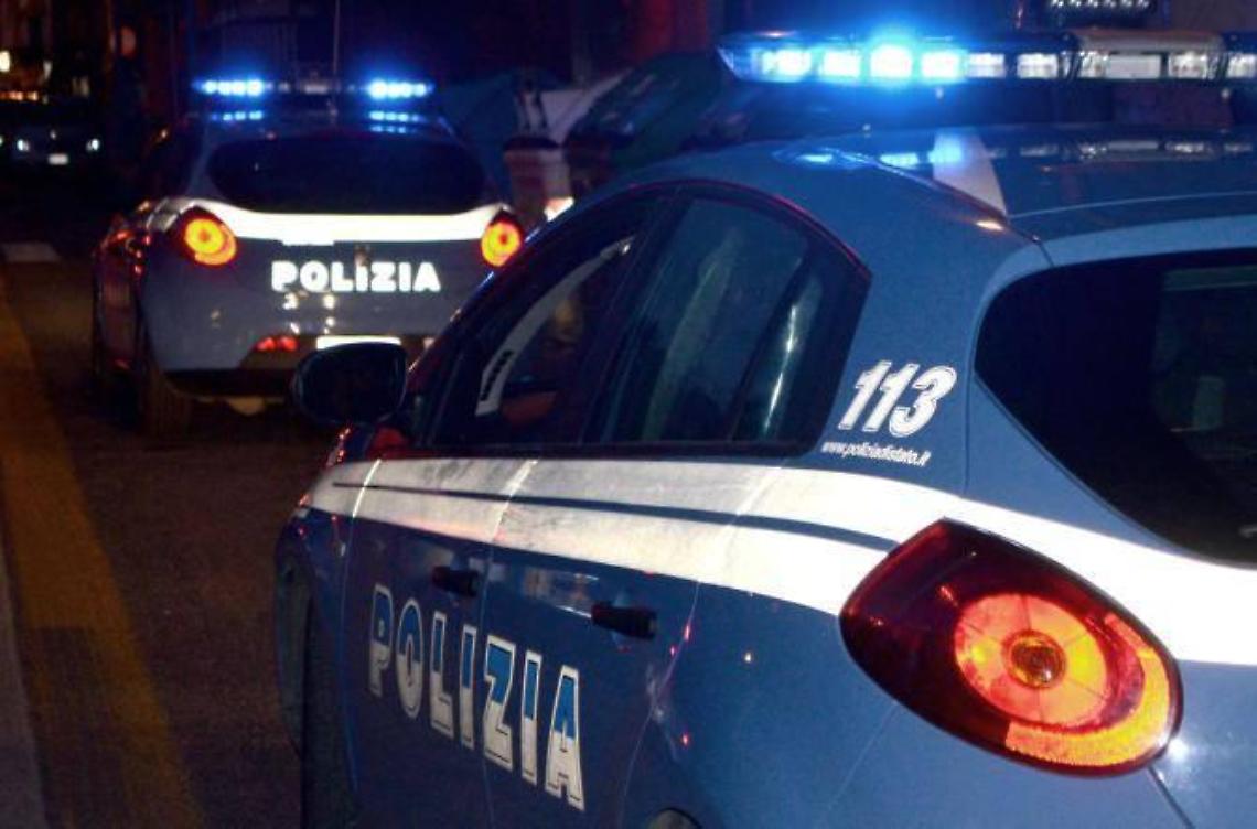 Tentano di svuotare il bancomat. Specialisti dei furti in fuga