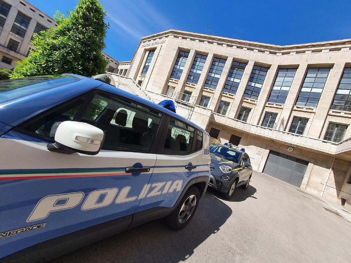 Concorsopoli, difese divergenti