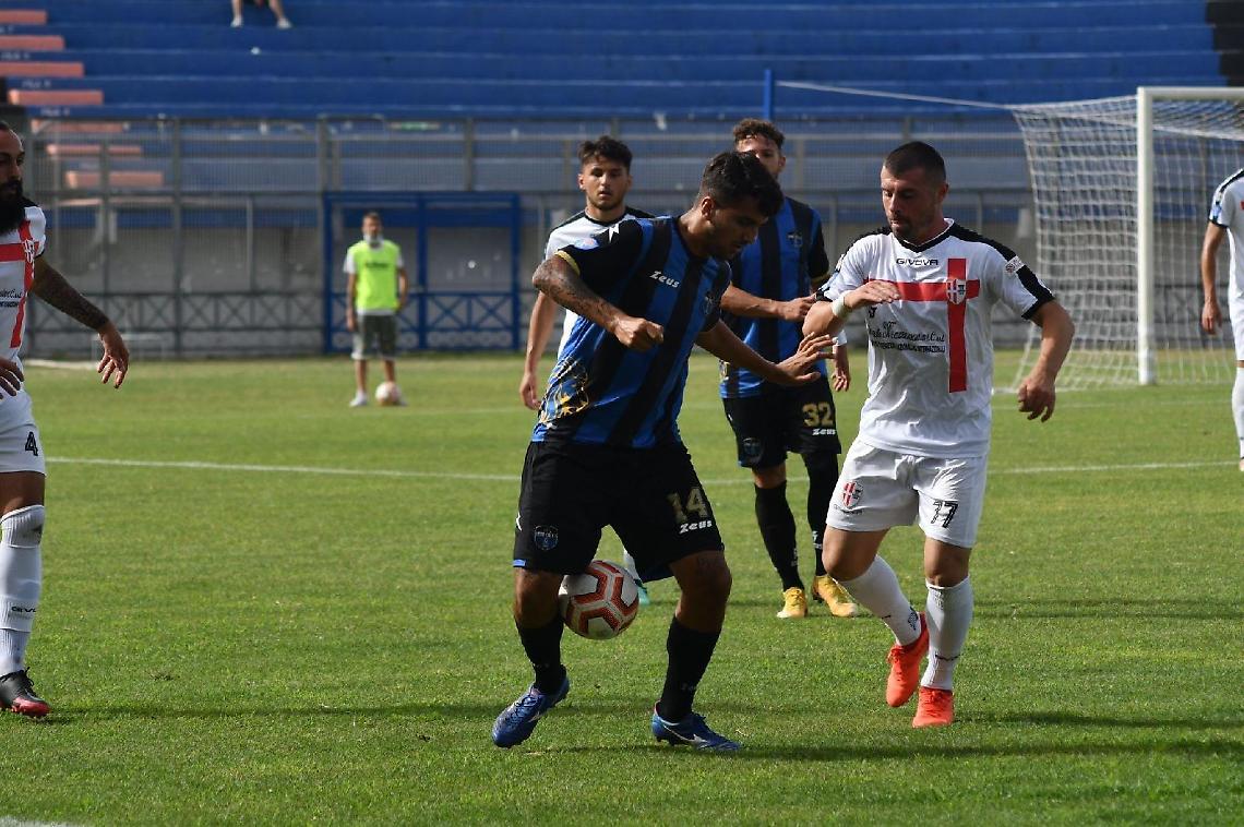 Il Latina si aggiudica la finale play off pareggiando 1-1 con il Savoia