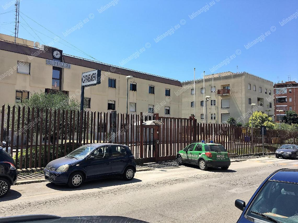 Si presenta a casa e minaccia di dare fuoco alla ex: arrestato