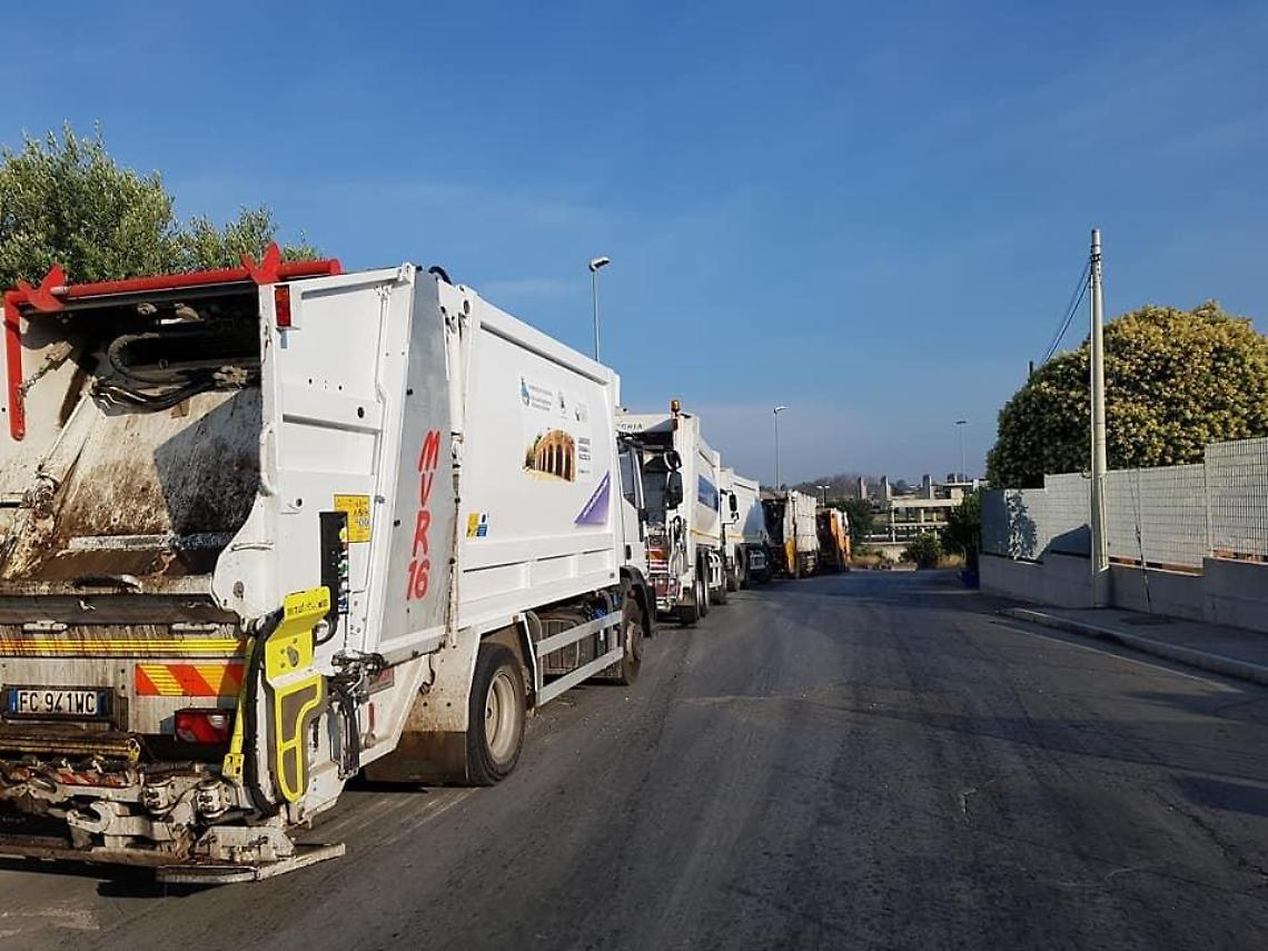 Emergenza rifiuti, Raggi riapre la discarica ad Albano