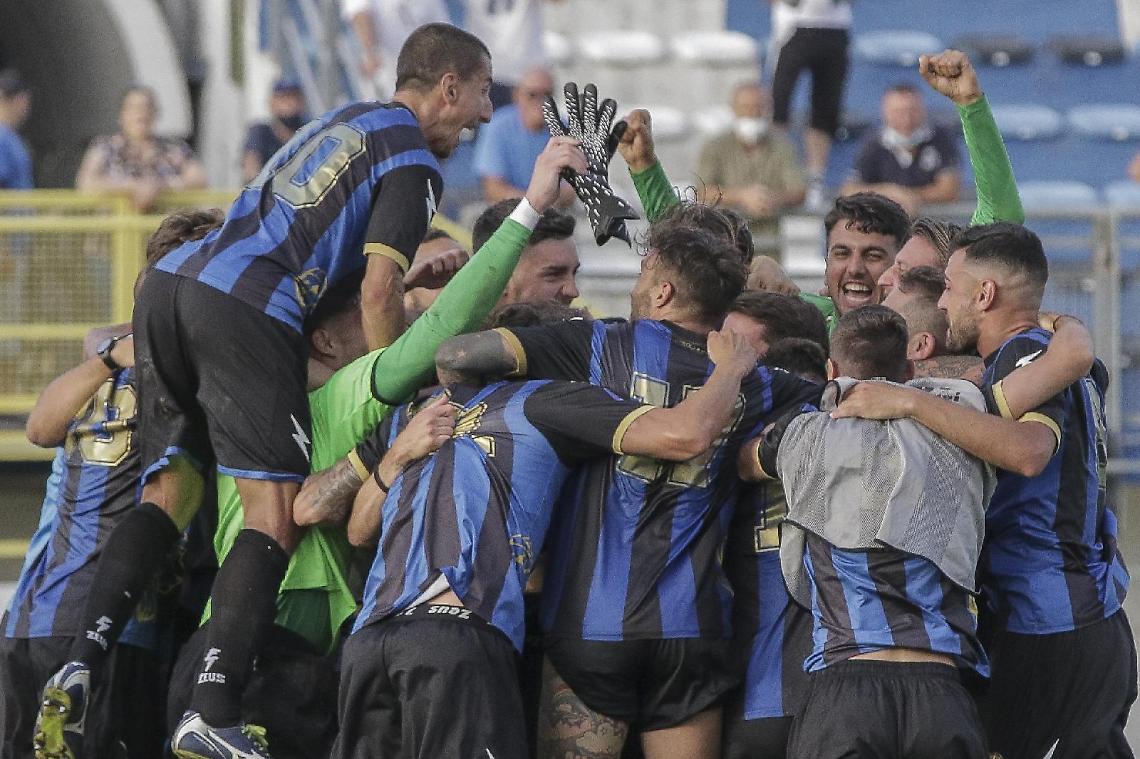 Latina, ora il ripescaggio in Serie C &egrave; ufficiale