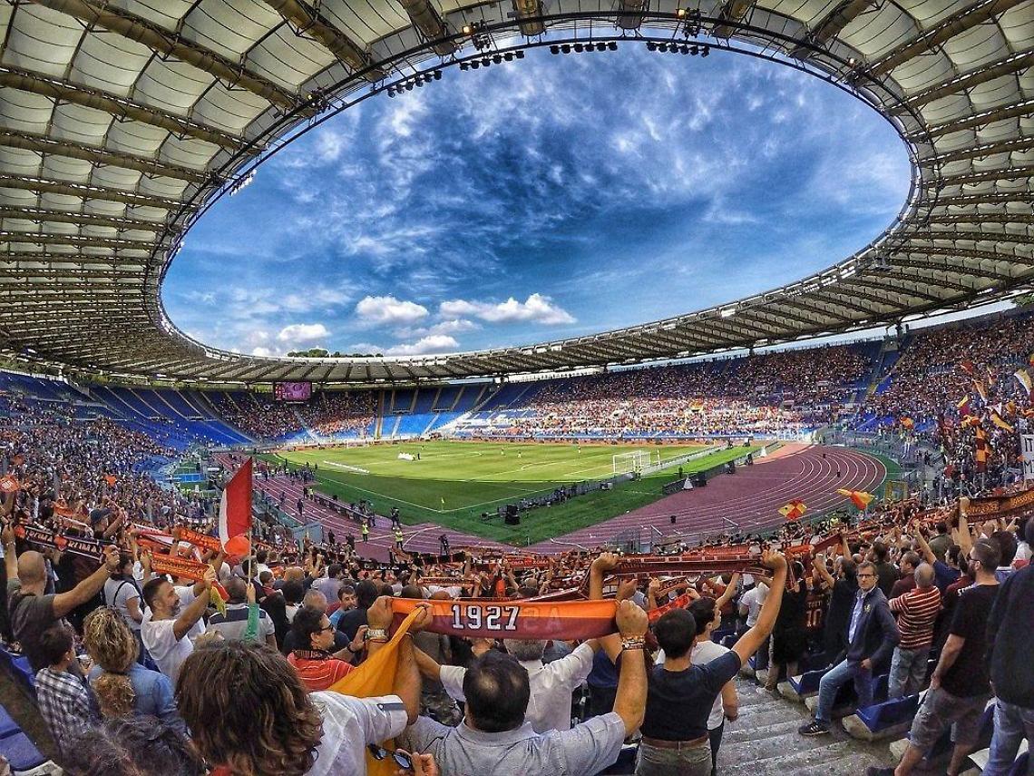 La Roma di Mourinho... mena!