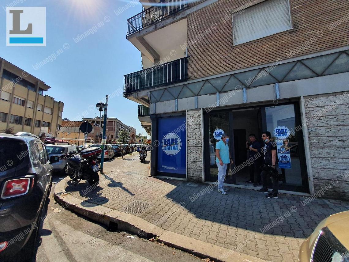 Candidato aggredito e minacciato davanti al point di Annalisa Muzio
