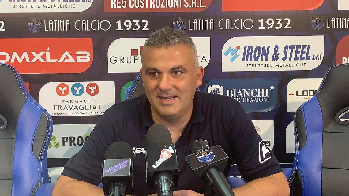 Il Latina, su rigore, riagguanta il Foggia nel finale di partita