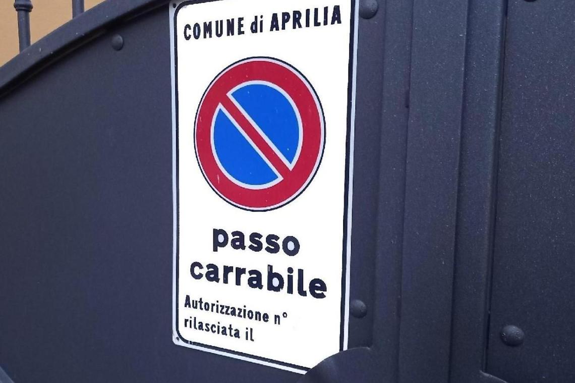 Caos passi carrabili, anche l'associazione geometri chiede chiarimenti al Comune