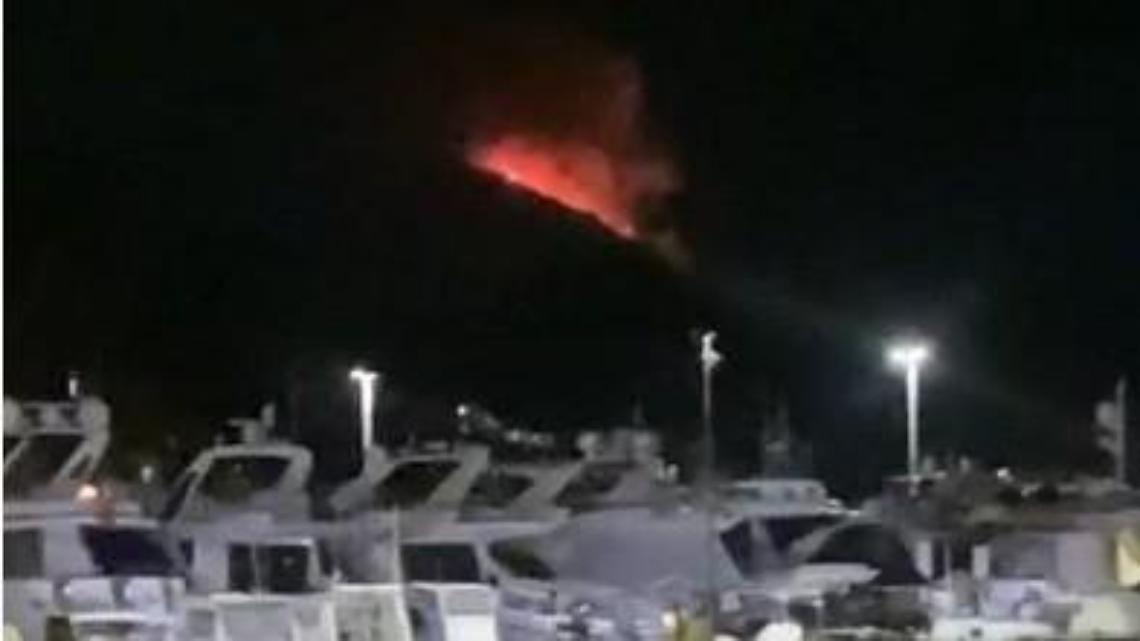 Incendio sulle colline di Terracina, sotto al Tempio di Giove