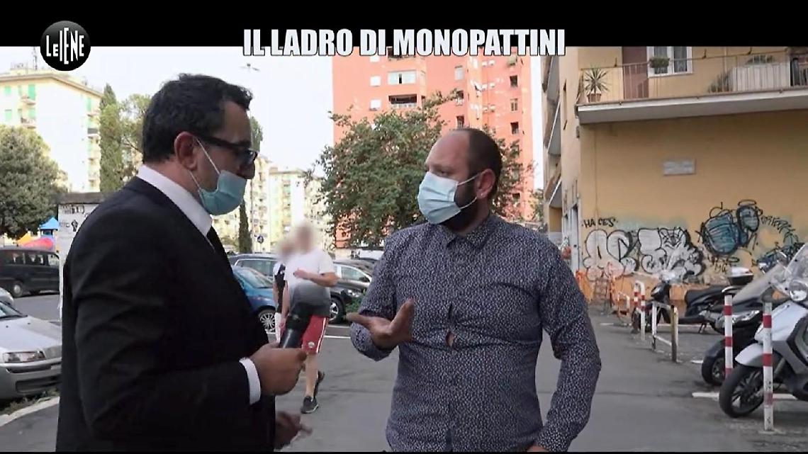 Dalle Iene alla Procura Il ladro di monopattini ammette: denunciato