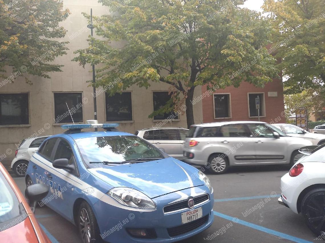 Rincorre lo scippatore in centro, ex carabiniere recupera la borsa