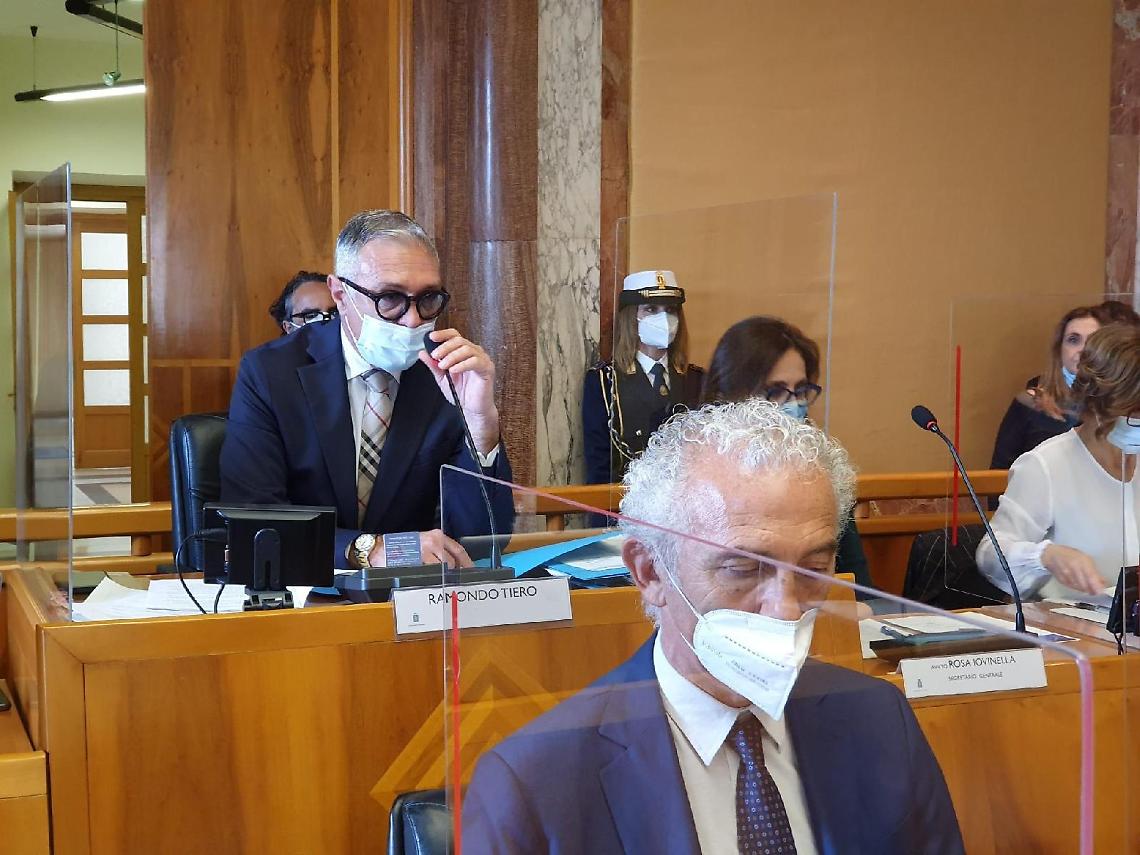 La maxi coalizione contro l'accordo Forza Italia: Coletta per la Provincia