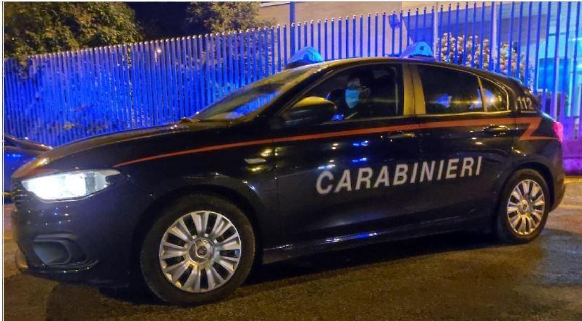 Accoltella un coetaneo al culmine di una lite, arrestato