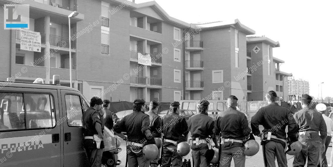 Su via Londra cala il sipario, oltre 16 anni di processo mai entrato nel vivo