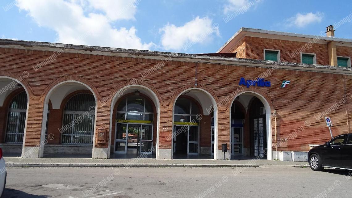 Senzatetto trovato morto alla stazione di Aprilia