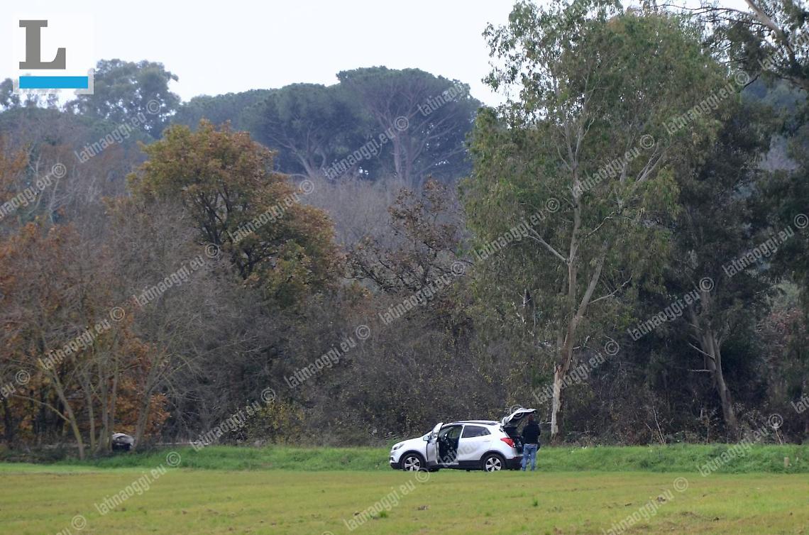 Gli uccide il cane durante la battuta di caccia, lo prende a fucilate