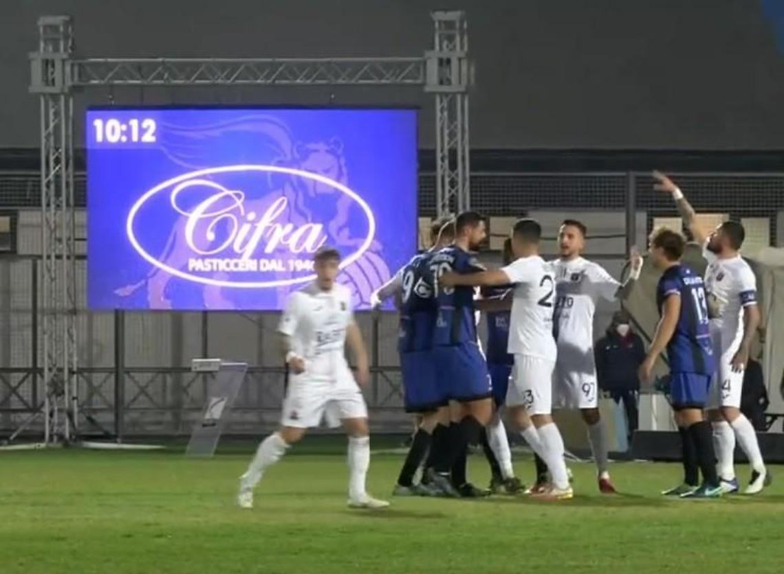 Il Latina non va oltre lo 0-0 casalingo contro il Taranto