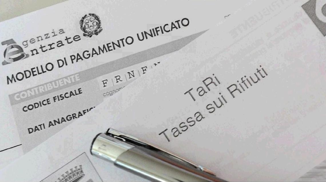 Stangata Tari a Gaeta, aumenti fino al 25%