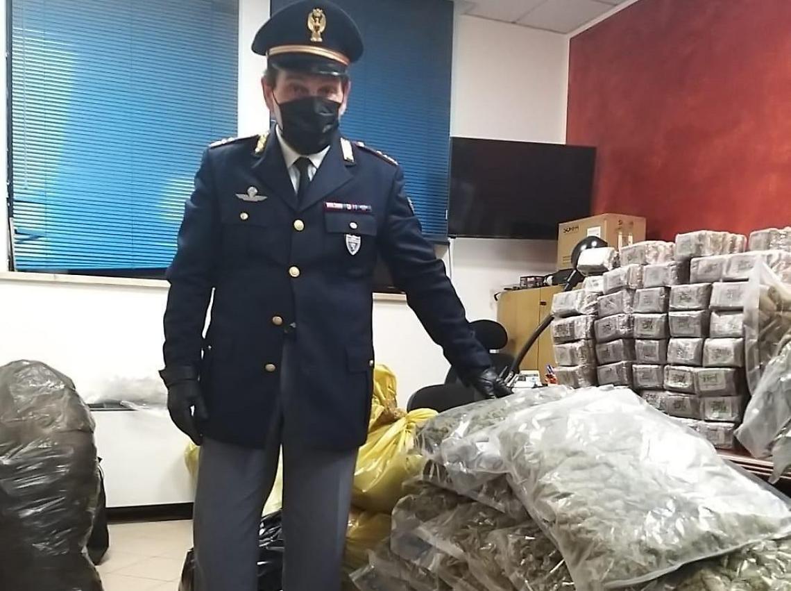 Maxi sequestro di droga, sotto chiave anche il capannone