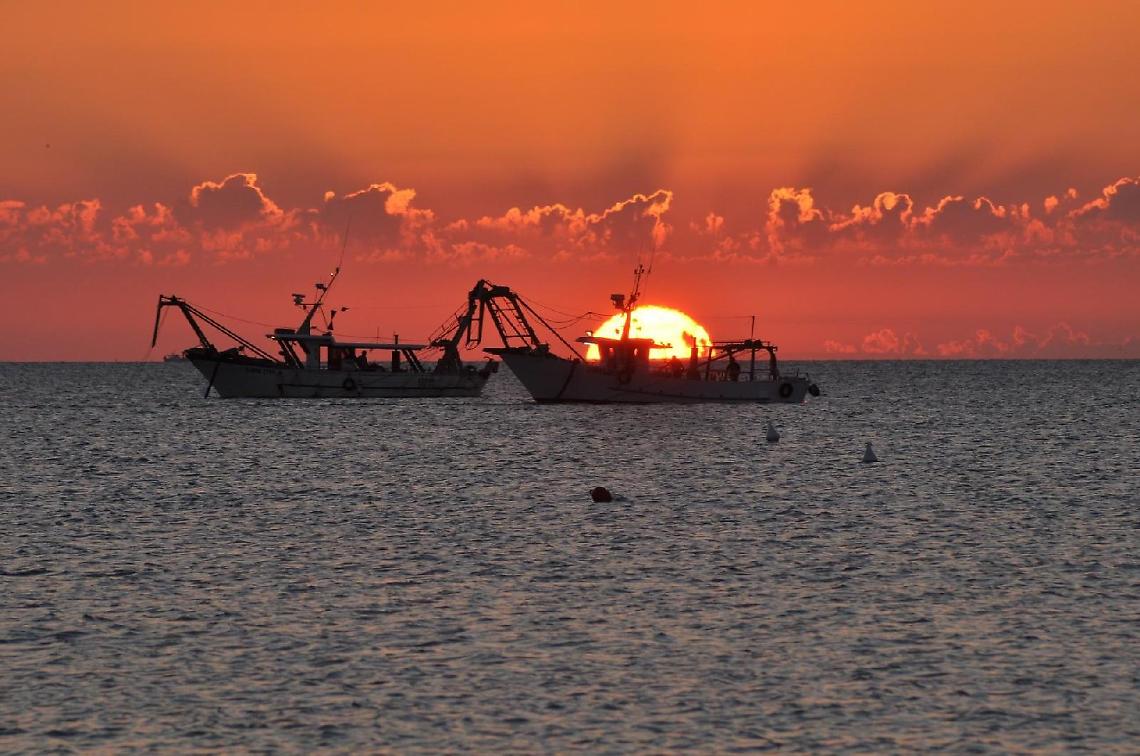 Caro prezzi gasolio, i pescatori si fermano per una settimana