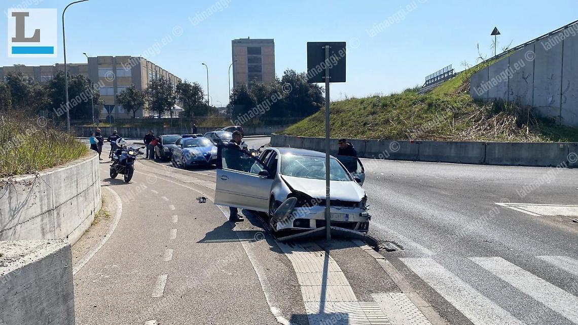 Il giovane arrestato per la folle fuga stava pedinando l'ex fidanzata